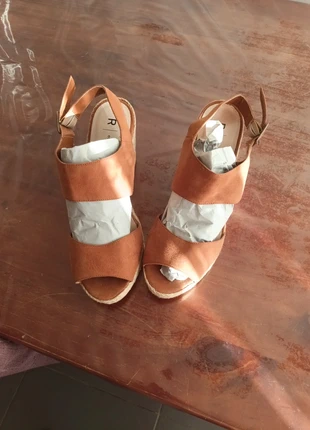 Espadrille compensée, brand: La Redoute, condizioni: Nuovo senza cartellino, taglia: 41, €15.00, €16.45 include la Protezione acquisti