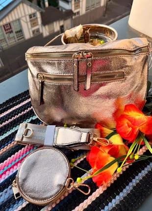 Sacoche banane irisé dorée jamais utilisé, staat: Heel goed, € 17,00, € 18,55 inclusief Kopersbescherming