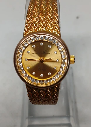 Montre vintage laura merosi mécanisme à quartz Dorée bracelet métal dorée, marque: Quartz, état: Très bon état, taille: Jusqu'à 30 mm, 15,00 €, 16,45 € Protection acheteurs (Pro) incluse