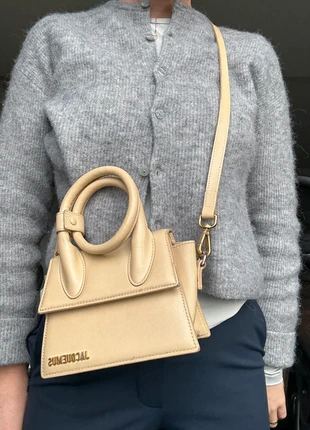 Beige mini jacquemus tas, merk: Jacquemus, staat: Veelgebruikt, € 74,00, € 78,40 inclusief Kopersbescherming