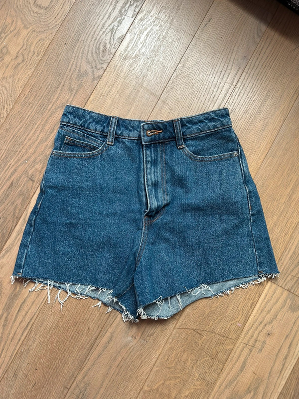 Shorts di jeans 1