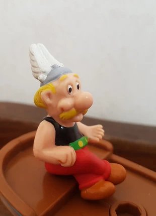 Figurine Asterix mcdo, marca: Asterix, estado: Muito bom, tamanho: Tamanho único, €1.00, €1.75 inclui Proteção do Comprador