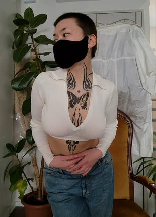 Crop top blanc à nouer, marque: Bershka, état: Très bon état, taille: M / 38 / 10, 7,00 €, 8,05 € Protection acheteurs incluse