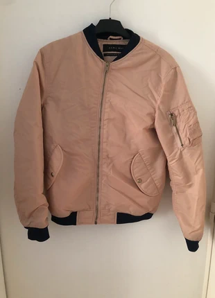 Veste Zara rose, marke: Zara, zustand: Gut, größe: M, 10,00 €, 11,20 € inklusive Vinted-Käuferschutz