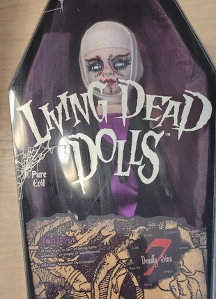 Living dead dolls - Vinted