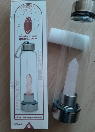 Bouteille de 500 ml, en verre, avec quartz rose, brand: Quartz, condizioni: Nuovo con cartellino, €11.00, €12.25 include la Protezione acquisti