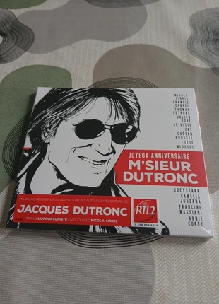 CD Joyeux anniversaire M'sieur Dutronc, estado: Nuevo con etiquetas, 3,00 €, 3,85 € Protección al comprador incluida
