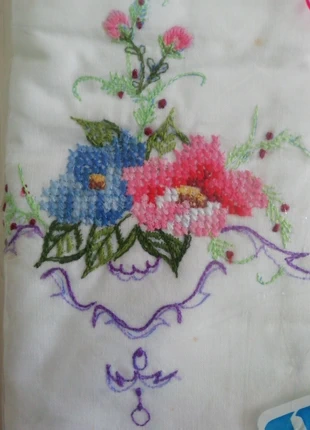 2 Fundas de almohada con flores bordadas, marque: Bordados, état: Neuf avec étiquette, taille: 40 x 75 cm, 30,00 €, 32,20 € Protection acheteurs incluse