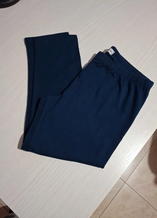 Leggins pinocchietto taglia 10/11anni, brand: Jebellina, condizioni: Nuovo senza cartellino, taglia: 10 anni / 140 cm, €2.00, €2.80 include la Protezione acquisti