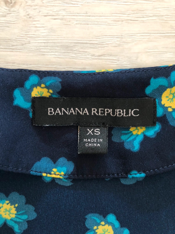 Banana Republic Floral V-Neck Ruffle Tank Top Blouse 5