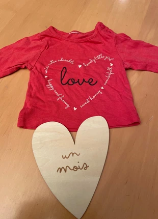 T-shirt fille 1 mois, marke: Inconnu, zustand: Sehr gut, größe: 1-3 Monate / 56, 1,00 €, 1,75 € inklusive Vinted-Käuferschutz