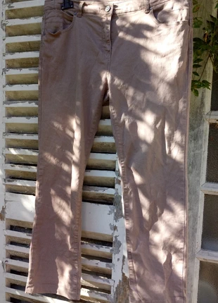 Très joli Pantalon jean femme 👖 marron, taille44, neuf, Patrice Breal , merk: Patrice Breal, staat: Nieuw zonder prijskaartje, maat: XXL / 44 / 16, € 15,90, € 17,40 inclusief Kopersbescherming