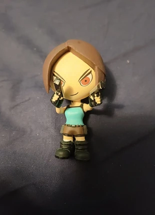 Figurine Lara Croft, marque: lara croft, état: Bon état, taille: Taille unique, 2,00 €, 2,80 € Protection acheteurs incluse