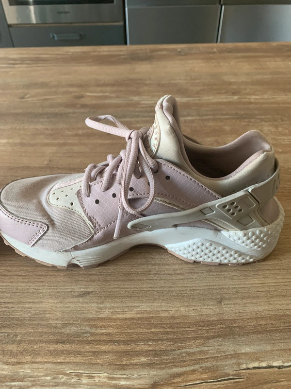 Nike air huarache rose Vinted