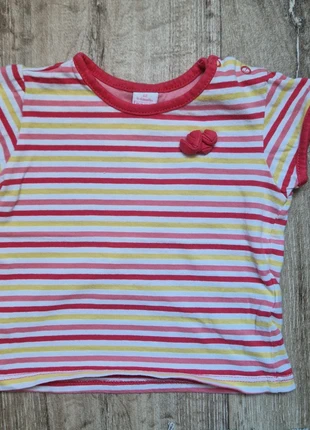 Gestreiftes kurzarm T-Shirt in Rot, Weiß & Gelb für Mädchen Mit kleiner Stoffschleife Gr. 68, brand: DopoDopo, condizioni: Ottime, taglia: 6-9 mesi / 68 cm, €1.50, €2.28 include la Protezione acquisti