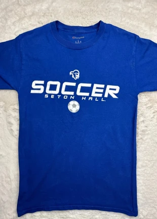 3442. T-shirt Champion S bleu – Seton Hall Soccer, brand: Champion, condition: Very good, size: S, €10.00, €11.20 includes Buyer Protection