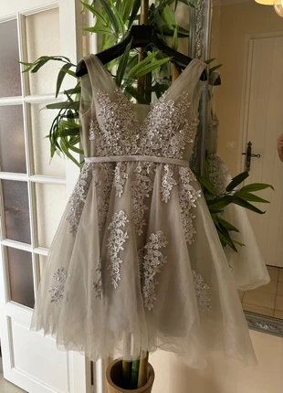 Robe de Cérémonie taille 38, marca: 149€, estado: Muy bueno, tamaño: M / 38 / 10, 40,00 €, 42,70 € Protección al comprador incluida