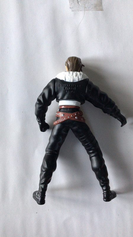 Figurine Squall Final fantasy VIII ff8 banda Vinted