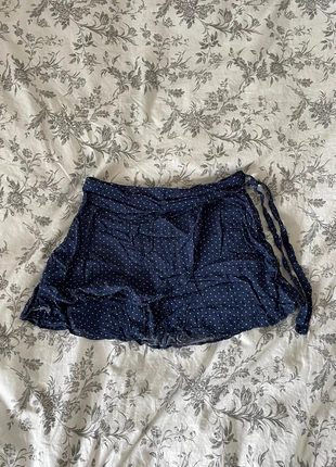 Forever 21 Navy Blue Polka Dot Tie-Up Mini Skirt, marca: Forever 21, estado: Muy bueno, tamaño: M / 38 / 10, 3,00 €, 3,85 € Protección al comprador incluida