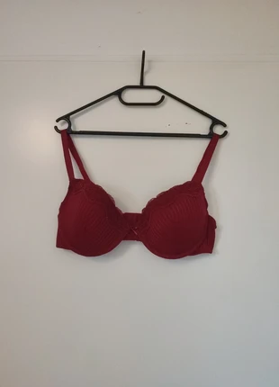 Soutiens gorge rouge, estado: Muito bom, tamanho: 85C, €5.00, €5.95 inclui Proteção do Comprador