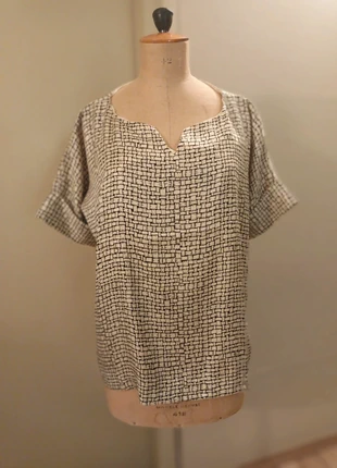 Hemdje van essentiel Antwerp, marque: Essentiel, état: Neuf sans étiquette, taille: XS / 34 / 6, 15,00 €, 16,45 € Protection acheteurs incluse