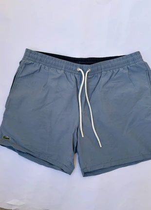 Short de bain Lacoste bleu Essential avec logo brodé, marke: Lacoste, zustand: Sehr gut, größe: M, 25,00 €, 26,95 € inklusive Vinted-Käuferschutz