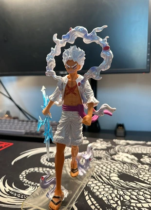 Figurine one piece, merk: One, staat: Nieuw met prijskaartje, maat: XL, € 7,00, € 8,05 inclusief Kopersbescherming