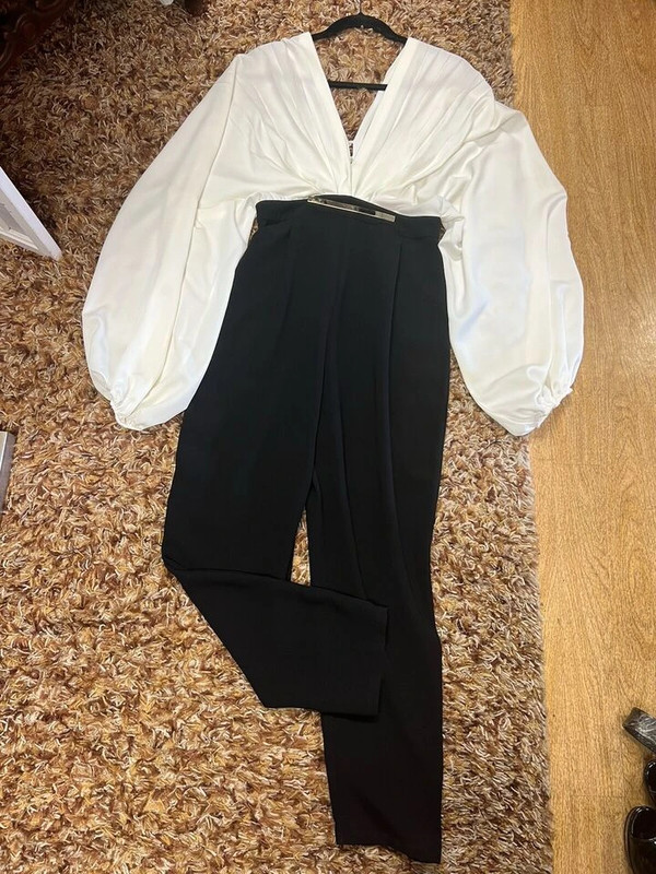 Party 21, Woman,Formal Jumpsuit, White-Black, Sz L,Long Sleeve, V Neck,Buttons.! 2