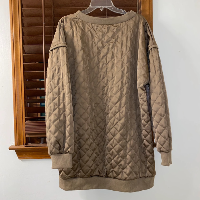 NWT $128 Anthropologie x Flat White Quilted V Neck Long Sleeves Pullover L 2