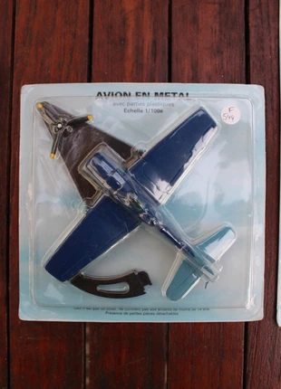 F544 Atlas Avion 1/100 F6F Hellcat, brand: Atlas, condition: New without tags, size: Preemie, up to 44cm, €6.00, €7.00 includes Buyer Protection