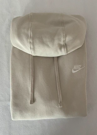 Pull Nike à capuche beige, brand: Nike, condizioni: Buone, taglia: M, €30.00, €32.20 include la Protezione acquisti