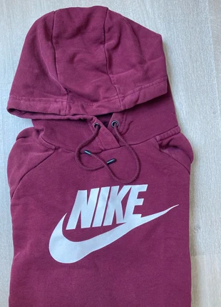 Pull nike violet 💜, marke: Nike, zustand: Sehr gut, größe: S, 12,00 €, 13,30 € inklusive Vinted-Käuferschutz