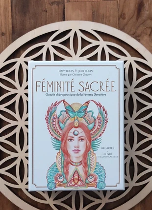 Oracle " Féminité Sacrée", condition: Very good, €10.00, €11.20 includes Buyer Protection