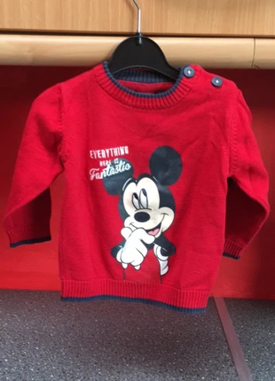 Pull garçon 6 mois / rouge avec Mickey /C&A, merk: Disney, staat: Heel goed, maat: 6-9 maanden / 68 cm, € 2,50, € 3,33 inclusief Kopersbescherming