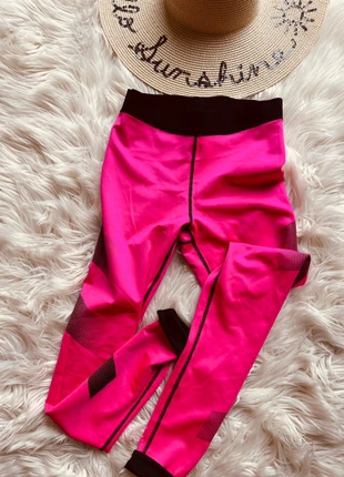 Legging technique réversible  fluo ! 🌈, marque: boutique sport, état: Neuf sans étiquette, taille: XS / 34 / 6, 24,00 €, 25,90 € Protection acheteurs incluse