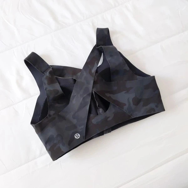 Lululemon Enlite Incognito Camo zip front bra 1