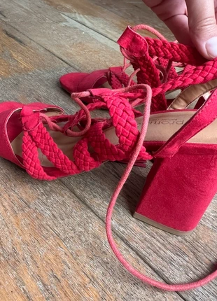 Promod blockheel sandals, marque: Promod, état: Neuf avec étiquette, taille: 39, 14,00 €, 15,40 € Protection acheteurs incluse