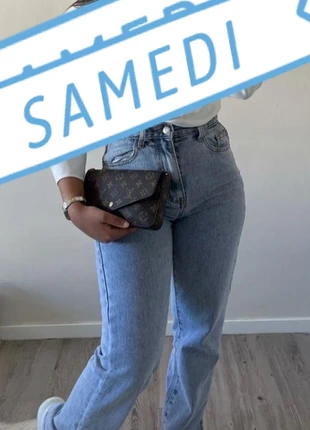 Jeans a fente , état: Très bon état, taille: S / 36 / 8, 8,00 €, 9,10 € Protection acheteurs incluse
