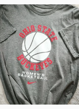 T-shirt Nike Ohio Stage Buckeyes taille L, marque: Nike, état: Très bon état, taille: L, 16,50 €, 18,03 € Protection acheteurs incluse