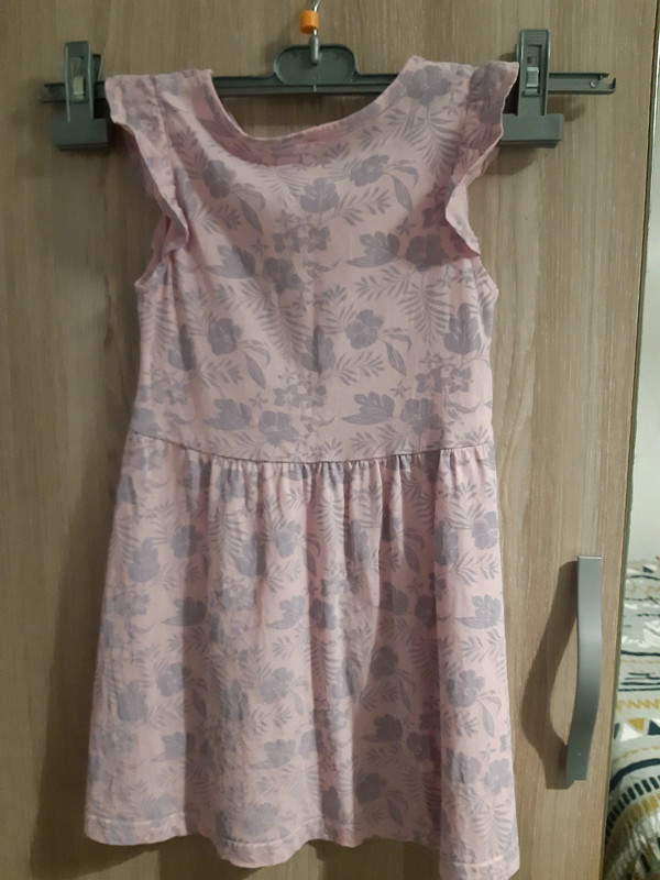 Robe en coton. 5/6ans 3