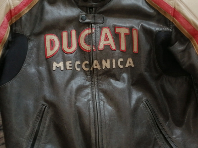 Chaqueta ducati meccanica dainese Vinted