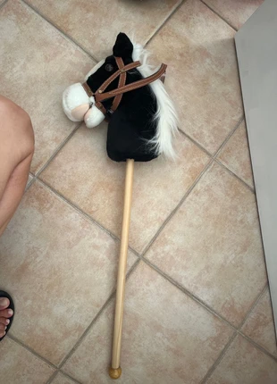 Caballito de madera., marque: Madera, état: Très bon état, taille: 3 ans / 98 cm, 8,00 €, 9,10 € Protection acheteurs incluse