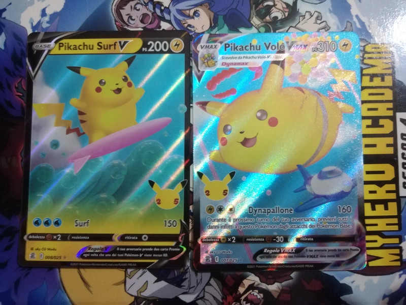 Pikachu Cartes Pokémon Pikachu assorties : : Jeux et Jouets
