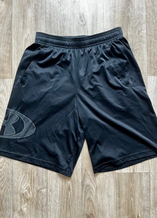 Short Under Armour de sport coupe large / ample logo floqué taille S/M, brand: Under Armour, condition: Very good, size: S, €20.00, €21.70 includes Buyer Protection