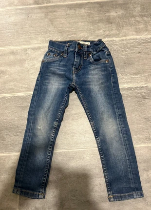 Jean Levis’S, marque: Levi's, état: Très bon état, taille: 3 ans / 98 cm, 9,50 €, 10,68 € Protection acheteurs incluse
