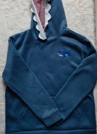 sweat requin bleu, merk: sans marque, staat: Heel goed, maat: S, € 2,00, € 2,80 inclusief Kopersbescherming