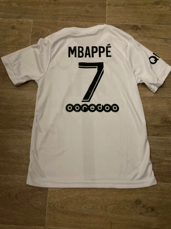 2018/19 PSG Home Jersey #7 Mbappe Small Nike Paris Saint Germain ooredoo NEW