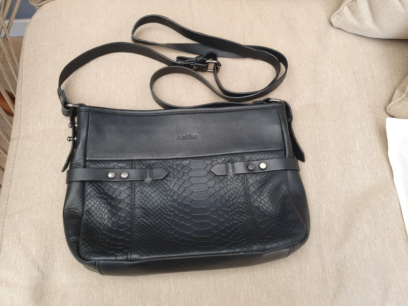 Antler cross 2025 body bag