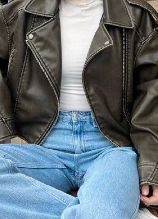 Veste cuir kaki / leather jacket, brand: Bershka, condizioni: Nuovo senza cartellino, taglia: XS / IT 38 / EU 34, €19.50, €21.18 include la Protezione acquisti