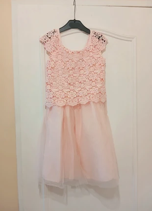 Robe princesse, marke: Kiabi, zustand: Neu, größe: 8 Jahre / 128, 4,00 €, 4,90 € inklusive Vinted-Käuferschutz
